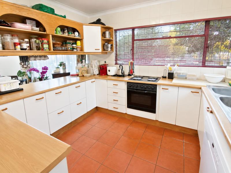 5 Bedroom Property for Sale in Helicon Heights Free State
